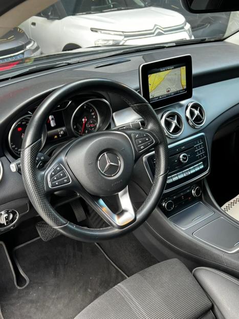 MERCEDES-BENZ GLA 200 1.6 16V 4P CGI ADVANCE TURBO AUTOMTICO, Foto 10
