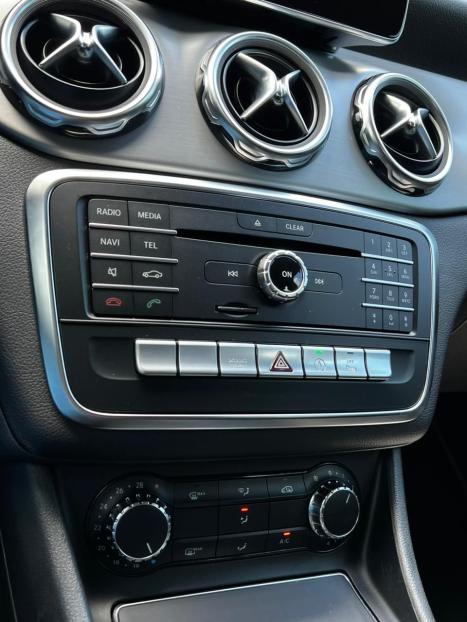 MERCEDES-BENZ GLA 200 1.6 16V 4P CGI ADVANCE TURBO AUTOMTICO, Foto 13