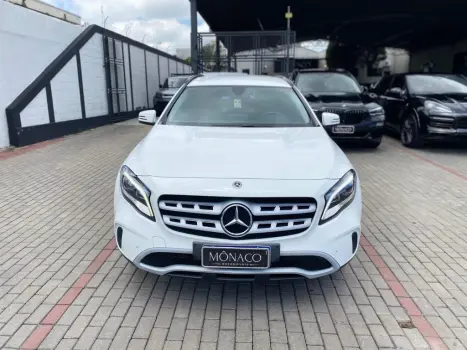 MERCEDES-BENZ GLA 200 1.6 16V 4P FLEX CGI STYLE TURBO AUTOM�TICO, Foto 2