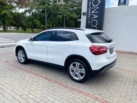 MERCEDES-BENZ GLA 200 1.6 16V 4P FLEX CGI STYLE TURBO AUTOM�TICO, Foto 4