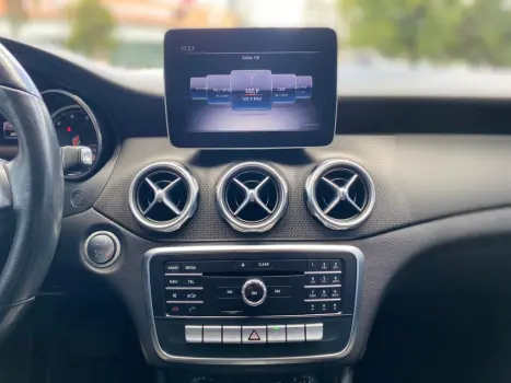 MERCEDES-BENZ GLA 200 1.6 16V 4P FLEX CGI STYLE TURBO AUTOM�TICO, Foto 12