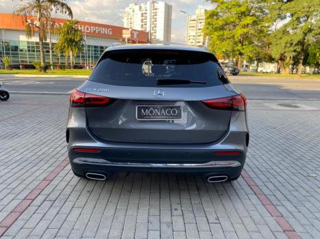 MERCEDES-BENZ GLA 200 1.3 16V 4P GCI AMG LINE 7G-DCT AUTOM�TICO, Foto 3