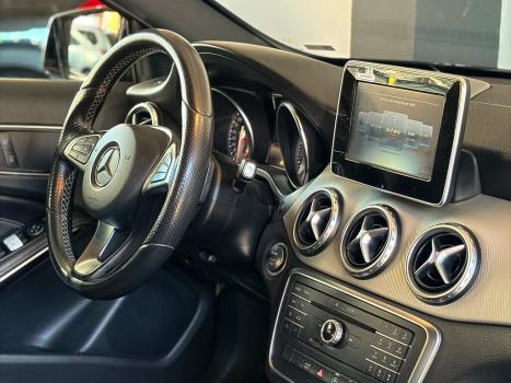 MERCEDES-BENZ GLA 200 1.6 16V 4P FLEX CGI STYLE TURBO AUTOM�TICO, Foto 5