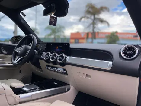 MERCEDES-BENZ GLB 200 1.3 16V 4P CGI PROGRESSIVE TURBO 7G-TRONIC DCT AUTOM�TICO, Foto 10