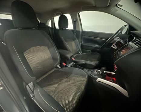 MITSUBISHI ASX 2.0 16V 4P FLEX HPE FWD AUTOMÁTICO CVT, Foto 6 MITSUBISHI ASX 2.0 16V 4P FLEX HPE FWD AUTOMÁTICO CVT, Foto 6