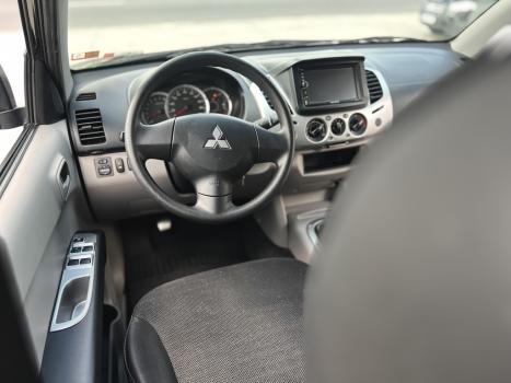 MITSUBISHI L 200 2.4 16V 4P HLS CABINE DUPLA FLEX , Foto 2