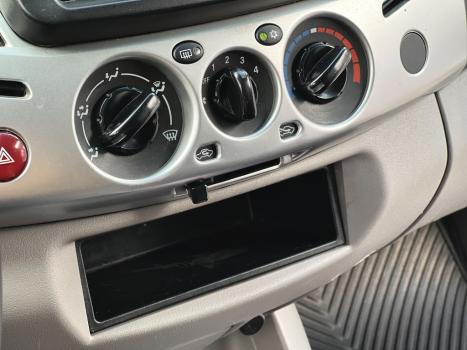 MITSUBISHI L 200 2.4 16V 4P HLS CABINE DUPLA FLEX , Foto 11