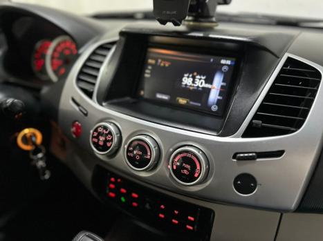 MITSUBISHI L 200 Savana 3.2 16V 4P 4X4 TURBO DIESEL INTECOOLER AUTOMTICO, Foto 8