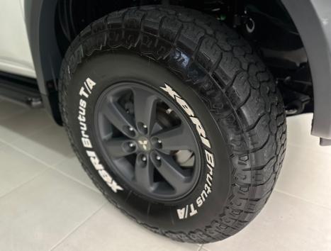 MITSUBISHI L 200 Savana 3.2 16V 4P 4X4 TURBO DIESEL INTECOOLER AUTOMTICO, Foto 14