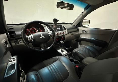 MITSUBISHI L 200 Savana 3.2 16V 4P 4X4 TURBO DIESEL INTECOOLER AUTOM�TICO, Foto 11