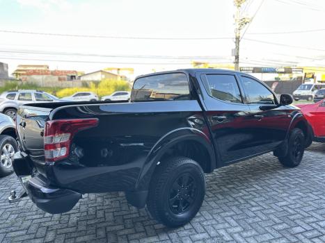 MITSUBISHI L 200 Triton 2.4 16V SPORT GLS CABINE DUPLA TURBO DIESEL, Foto 6 MITSUBISHI L 200 Triton 2.4 16V SPORT GLS CABINE DUPLA TURBO DIESEL, Foto 6
