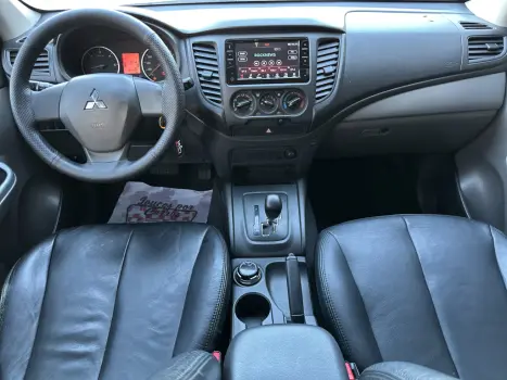 MITSUBISHI L 200 Triton 2.4 16V SPORT GLS CABINE DUPLA TURBO DIESEL, Foto 8 MITSUBISHI L 200 Triton 2.4 16V SPORT GLS CABINE DUPLA TURBO DIESEL, Foto 8