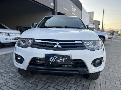 MITSUBISHI L 200 Triton 3.2 16V HPE 4X4 CABINE DUPLA TURBO DIESEL INTERCOOLER, Foto 4