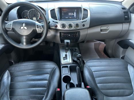 MITSUBISHI L 200 Triton 3.2 16V HPE 4X4 CABINE DUPLA TURBO DIESEL INTERCOOLER, Foto 7