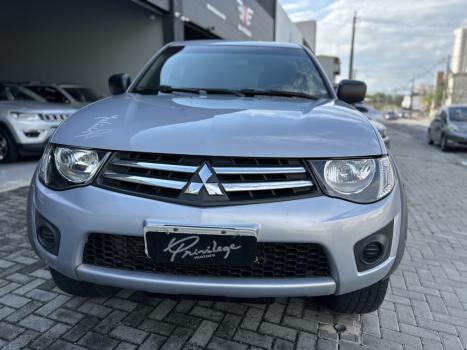 MITSUBISHI L 200 Triton 3.2 16V GLS 4X4 CABINE DUPLA TURBO DIESEL INTERCOOLER, Foto 2