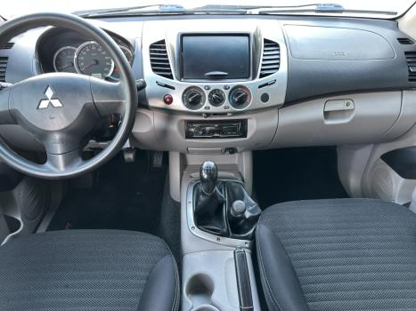 MITSUBISHI L 200 Triton 3.2 16V GLS 4X4 CABINE DUPLA TURBO DIESEL INTERCOOLER, Foto 9
