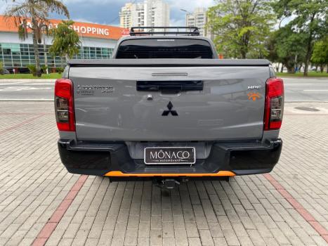 MITSUBISHI L 200 Triton 2.4 16V SPORT SAVANA 4X4 CABINE DUPLA TURBO DIESEL AUTOMTICO, Foto 3
