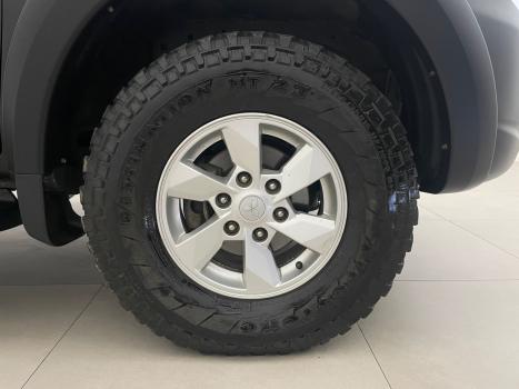 MITSUBISHI L 200 Triton 2.4 16V SPORT HPE TOP 4X4 CABINE DUPLA TURBO DIESEL AUTOM�TICO, Foto 8