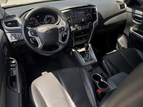 MITSUBISHI L 200 Triton 2.4 16V SPORT HPE TOP 4X4 CABINE DUPLA TURBO DIESEL AUTOMTICO, Foto 11