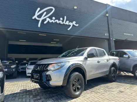 MITSUBISHI L 200 Triton 2.4 16V FLEX GLX 4X4 OUTDOOR CABINE DUPLA, Foto 1