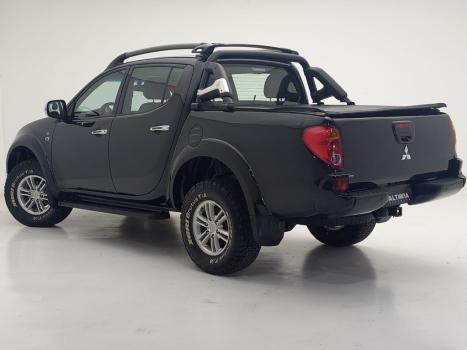 MITSUBISHI L 200 Triton 3.2 16V HPE 4X4 CABINE DUPLA TURBO DIESEL INTERCOOLER AUTOM�TICO, Foto 4