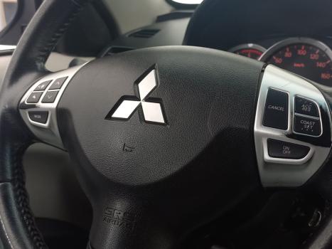 MITSUBISHI L 200 Triton 3.2 16V HPE 4X4 CABINE DUPLA TURBO DIESEL INTERCOOLER AUTOM�TICO, Foto 7