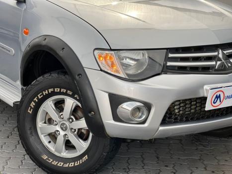 MITSUBISHI L 200 Triton 3.2 16V GL 4X4 CABINE DUPLA TURBO DIESEL INTERCOOLER, Foto 3