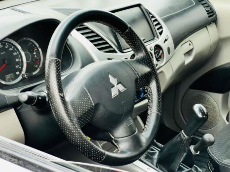 MITSUBISHI L 200 Triton 3.2 16V GL 4X4 CABINE DUPLA TURBO DIESEL INTERCOOLER, Foto 14