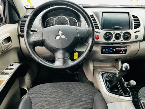 MITSUBISHI L 200 Triton 3.2 16V GL 4X4 CABINE DUPLA TURBO DIESEL INTERCOOLER, Foto 21