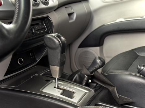 MITSUBISHI L 200 Triton 3.2 16V HPE 4X4 CABINE DUPLA TURBO DIESEL INTERCOOLER, Foto 7