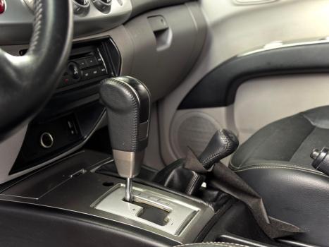 MITSUBISHI L 200 Triton 3.2 16V HPE 4X4 CABINE DUPLA TURBO DIESEL INTERCOOLER, Foto 5