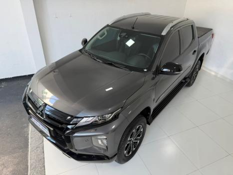 MITSUBISHI L 200 Triton 2.4 16V SPORT HPE-S 4X4 CABINE DUPLA TURBO DIESEL AUTOM�TICO, Foto 2