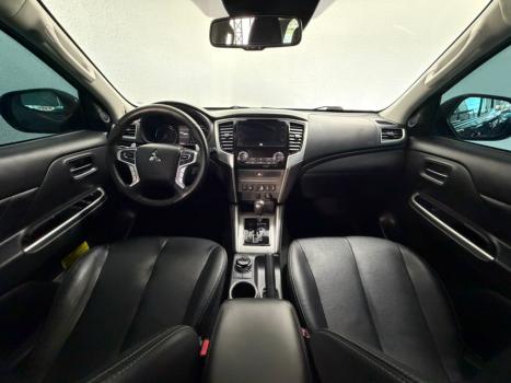 MITSUBISHI L 200 Triton 2.4 16V SPORT HPE-S 4X4 CABINE DUPLA TURBO DIESEL AUTOM�TICO, Foto 7