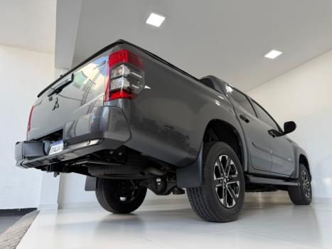 MITSUBISHI L 200 Triton 2.4 16V SPORT HPE-S 4X4 CABINE DUPLA TURBO DIESEL AUTOM�TICO, Foto 9