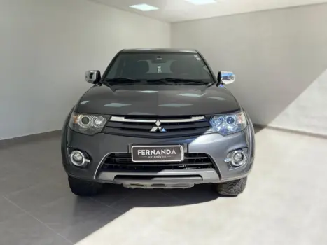 MITSUBISHI L 200 Triton 3.2 16V HPE 4X4 CABINE DUPLA TURBO DIESEL INTERCOOLER AUTOM�TICO, Foto 2