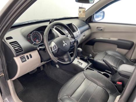 MITSUBISHI L 200 Triton 3.2 16V HPE 4X4 CABINE DUPLA TURBO DIESEL INTERCOOLER AUTOM�TICO, Foto 5