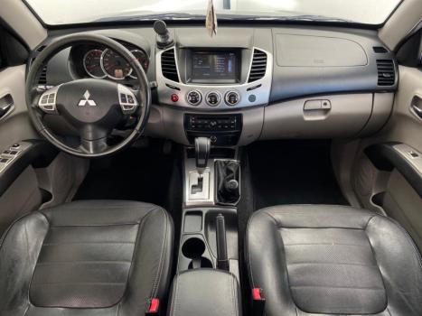 MITSUBISHI L 200 Triton 3.2 16V HPE 4X4 CABINE DUPLA TURBO DIESEL INTERCOOLER AUTOM�TICO, Foto 7