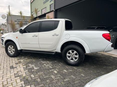 MITSUBISHI L 200 Triton 3.2 16V HPE 4X4 CABINE DUPLA TURBO DIESEL INTERCOOLER AUTOM�TICO, Foto 5