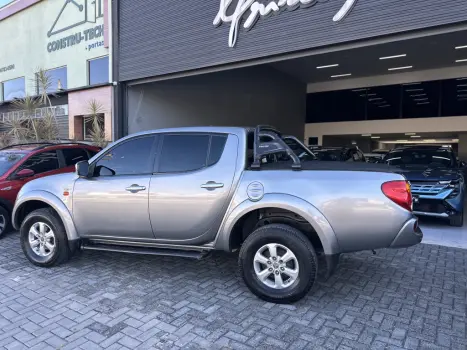 MITSUBISHI L 200 Triton 3.2 16V HPE 4X4 CABINE DUPLA TURBO DIESEL INTERCOOLER AUTOM�TICO, Foto 9