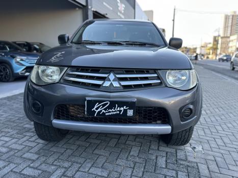 MITSUBISHI L 200 Triton 3.2 16V GLS 4X4 CABINE DUPLA TURBO DIESEL INTERCOOLER, Foto 2