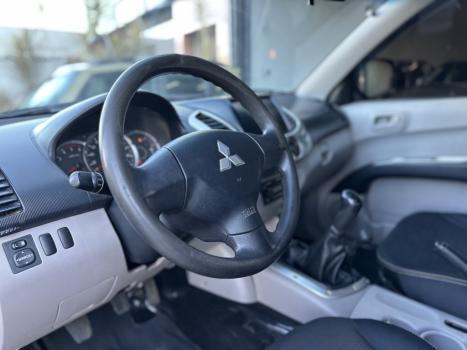 MITSUBISHI L 200 Triton 3.2 16V GLS 4X4 CABINE DUPLA TURBO DIESEL INTERCOOLER, Foto 4