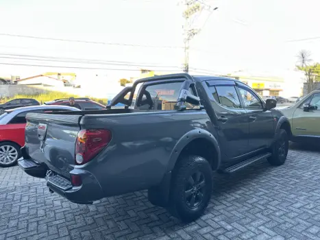 MITSUBISHI L 200 Triton 3.2 16V GLS 4X4 CABINE DUPLA TURBO DIESEL INTERCOOLER, Foto 10