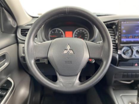 MITSUBISHI L 200 Triton 2.4 16V SPORT GLS CABINE DUPLA TURBO DIESEL AUTOM�TICO, Foto 6