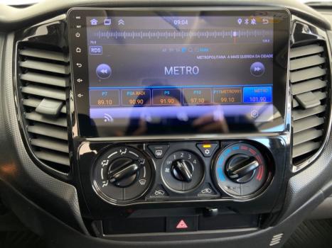 MITSUBISHI L 200 Triton 2.4 16V SPORT GLS CABINE DUPLA TURBO DIESEL AUTOM�TICO, Foto 8