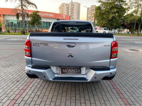 MITSUBISHI L 200 Triton 2.4 16V SPORT GLS CABINE DUPLA TURBO DIESEL AUTOM�TICO, Foto 3