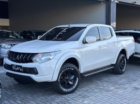 MITSUBISHI L 200 Triton 2.4 16V SPORT GLS CABINE DUPLA TURBO DIESEL AUTOM�TICO, Foto 3