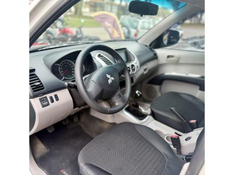 MITSUBISHI L 200 Triton , Foto 4