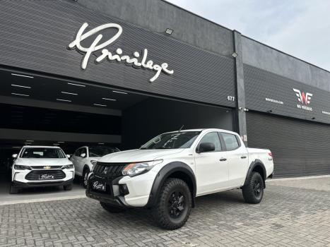 MITSUBISHI L 200 Triton 2.4 16V FLEX GLX 4X4 OUTDOOR CABINE DUPLA, Foto 1