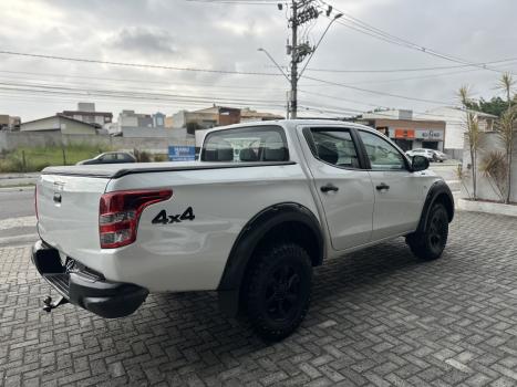 MITSUBISHI L 200 Triton 2.4 16V FLEX GLX 4X4 OUTDOOR CABINE DUPLA, Foto 6