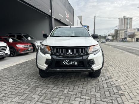 MITSUBISHI L 200 Triton 2.4 16V FLEX GLX 4X4 OUTDOOR CABINE DUPLA, Foto 7